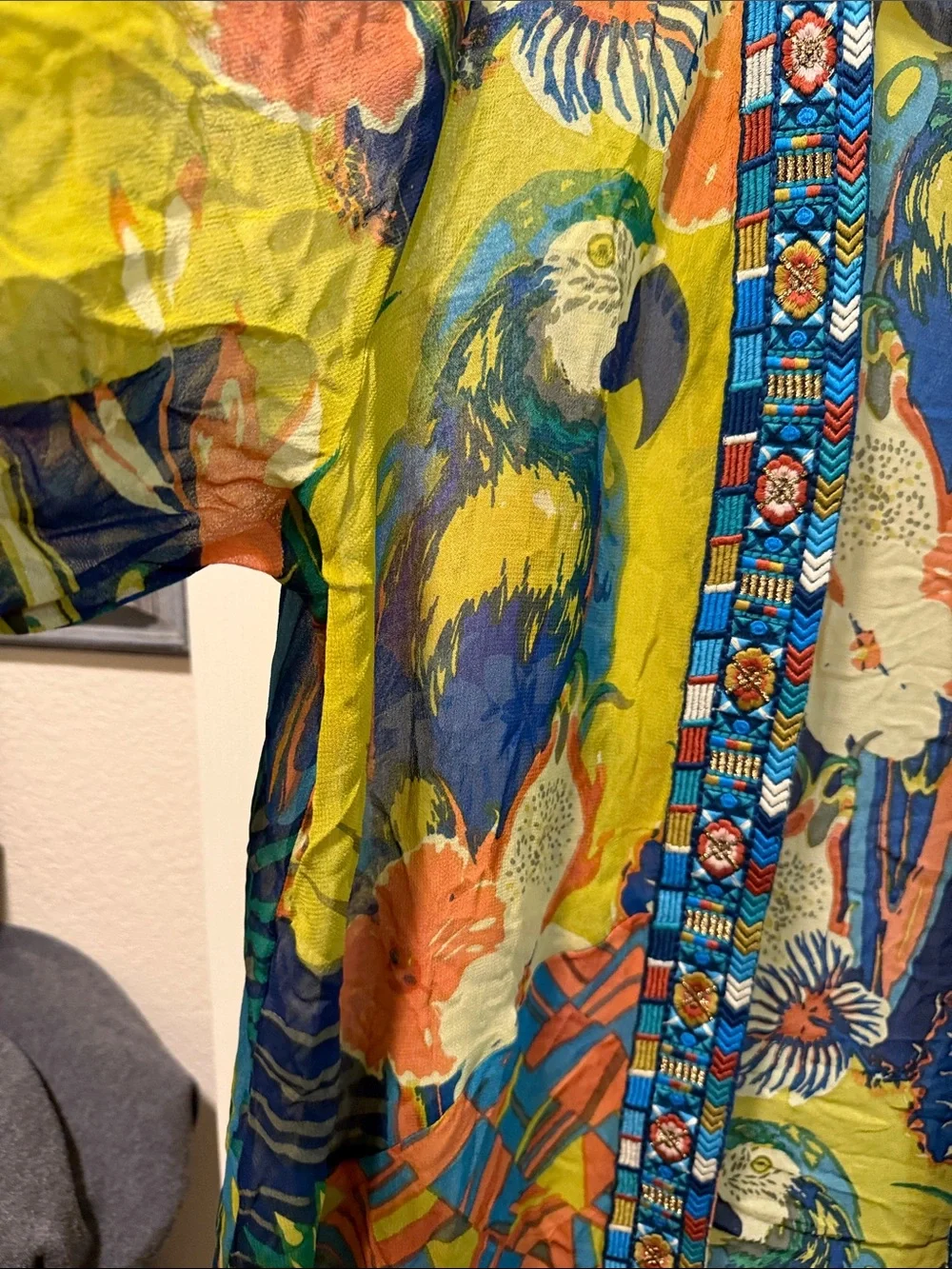 Soft Surroundings Vibrant Multi-Color Parrot Print Lightweight Kimono Jacket